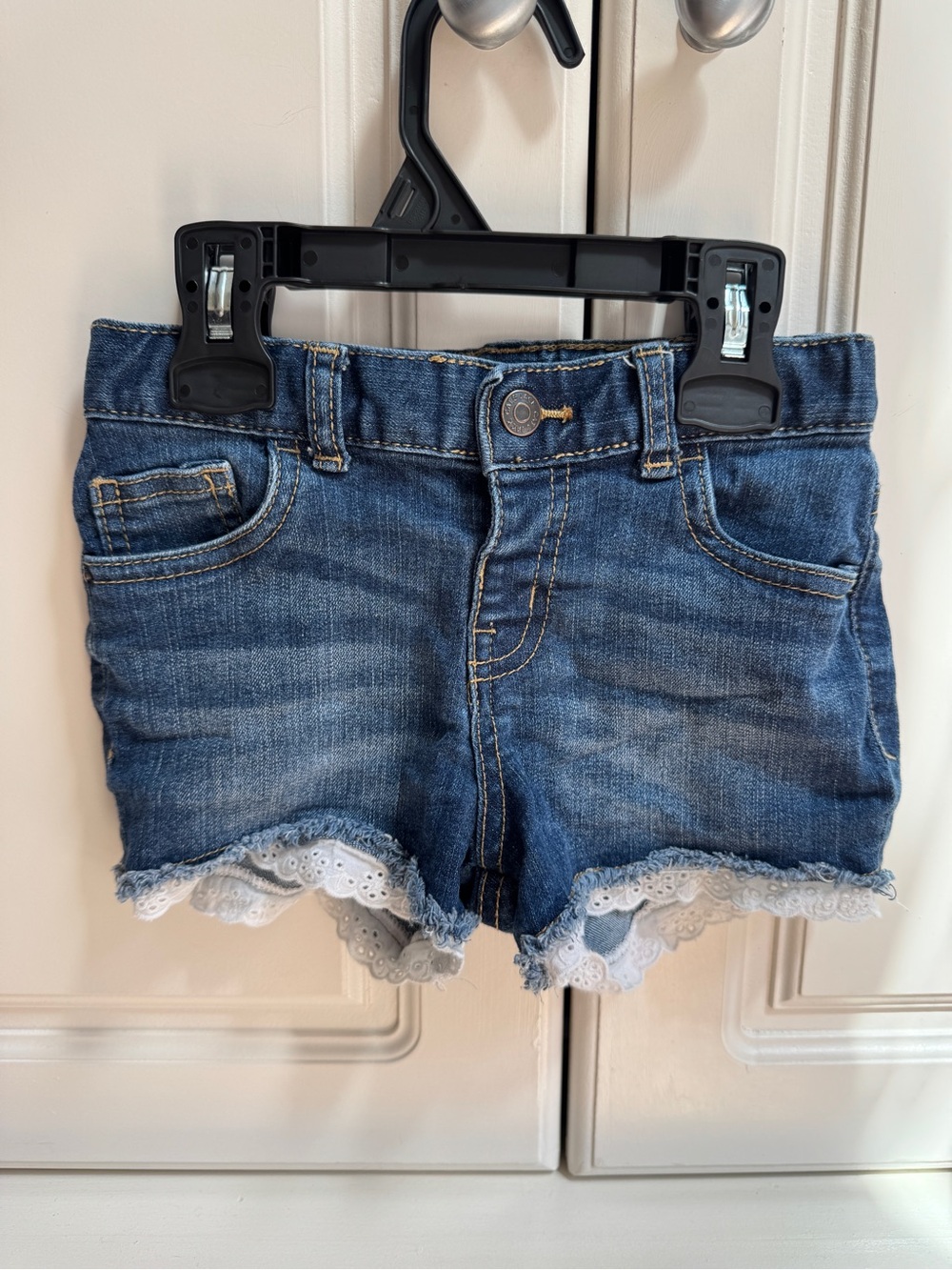 Cat & Jack Girls Adjustable Denim Jean Shorts with Lace Trim 5T